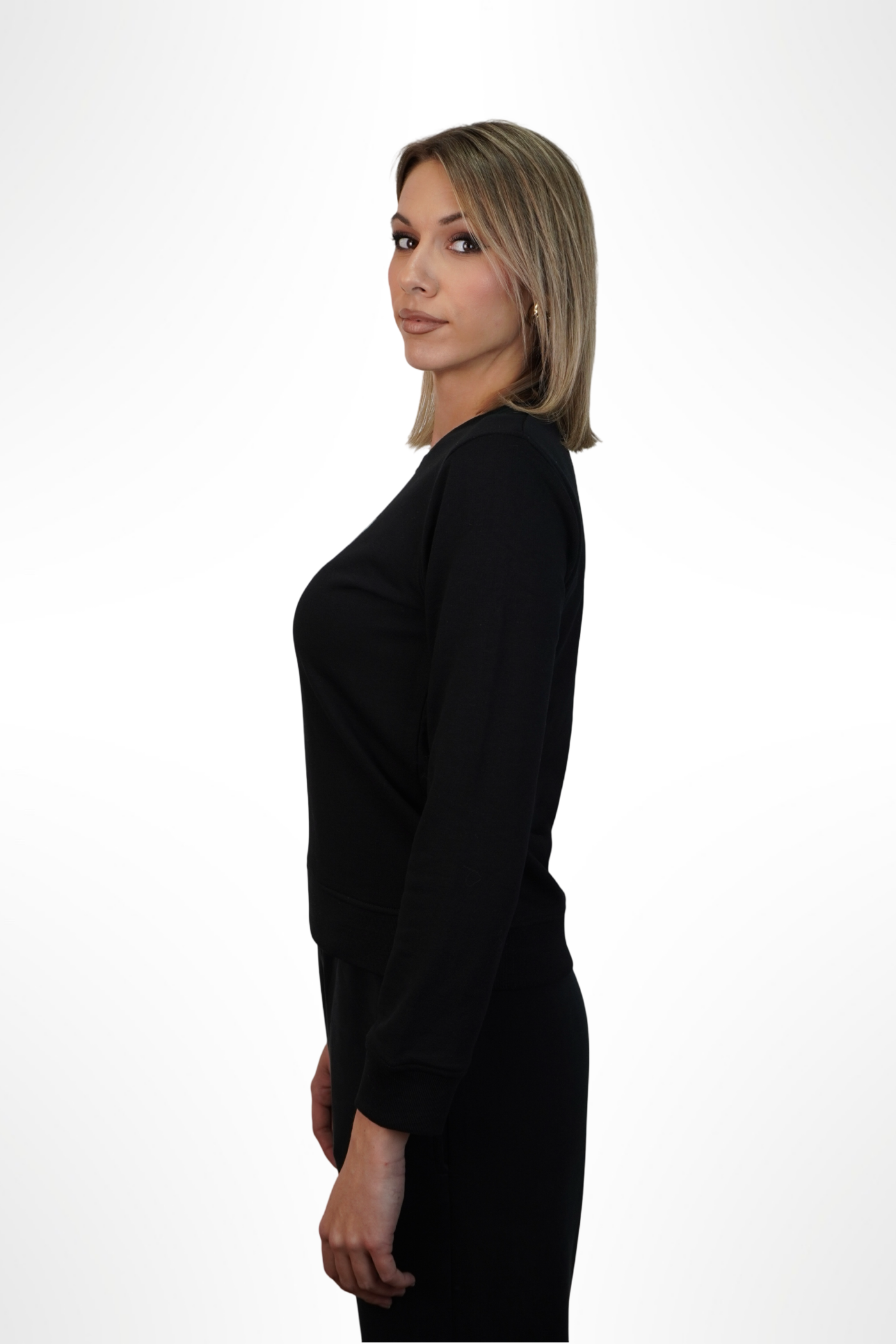 ÉDESKARIFA KEREKNYAKÚ PULCSI