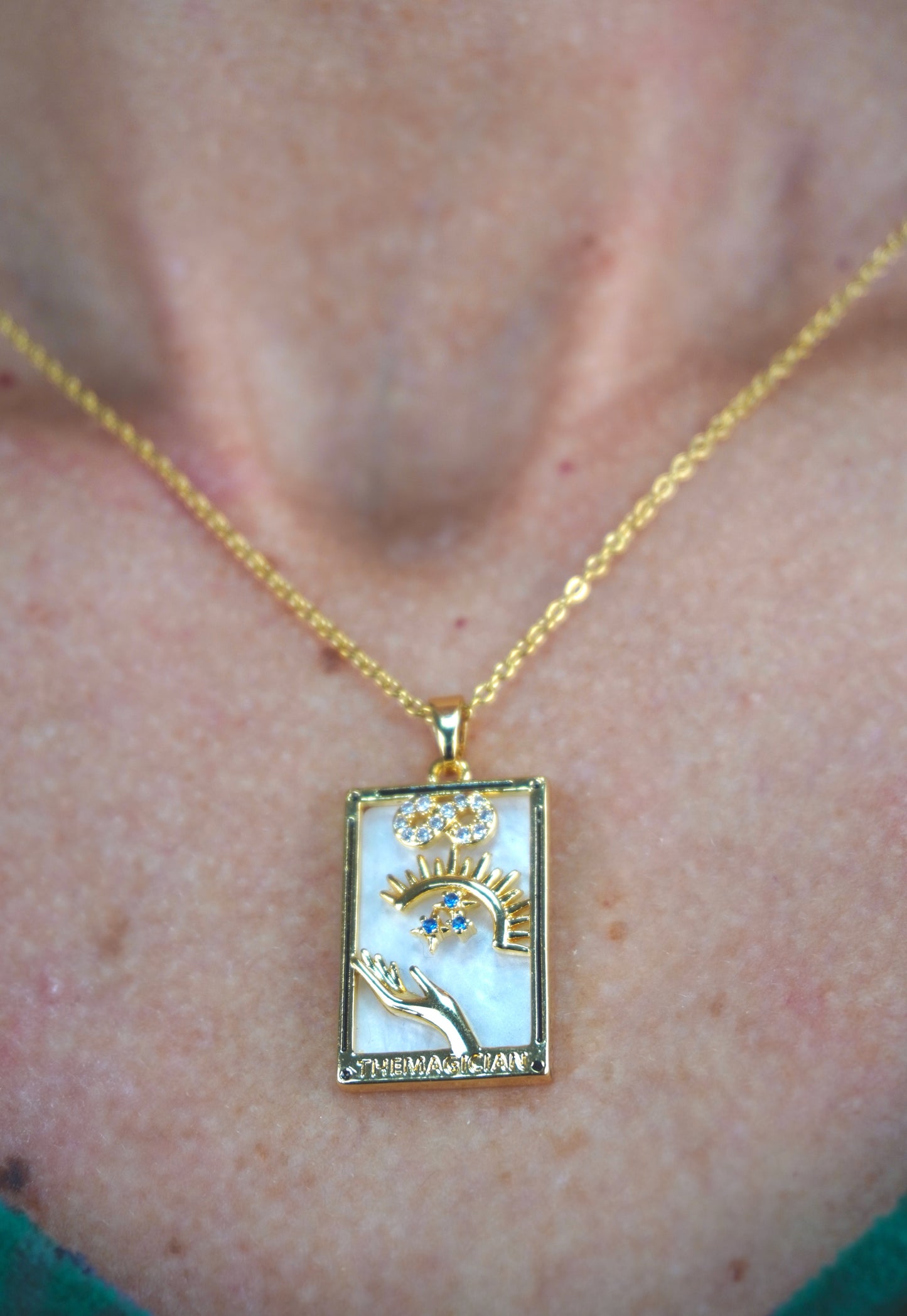 THE MAGICIAN - WHITE